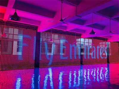 چرا صفحات مشبک انعطاف پذیر شفاف به بهترین انتخاب برای نوسازی شهری تبدیل می شوند